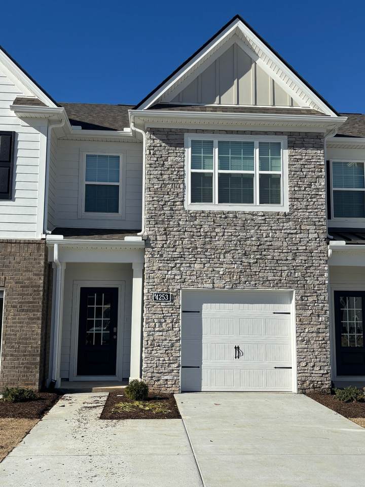 4253 Feetham Dr - Photo 1
