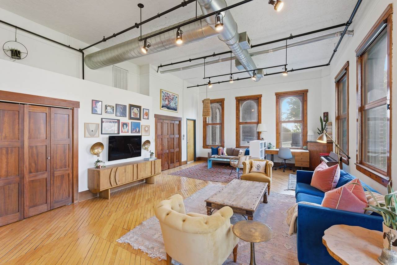 1410 Rosa L Parks Blvd - Photo 1