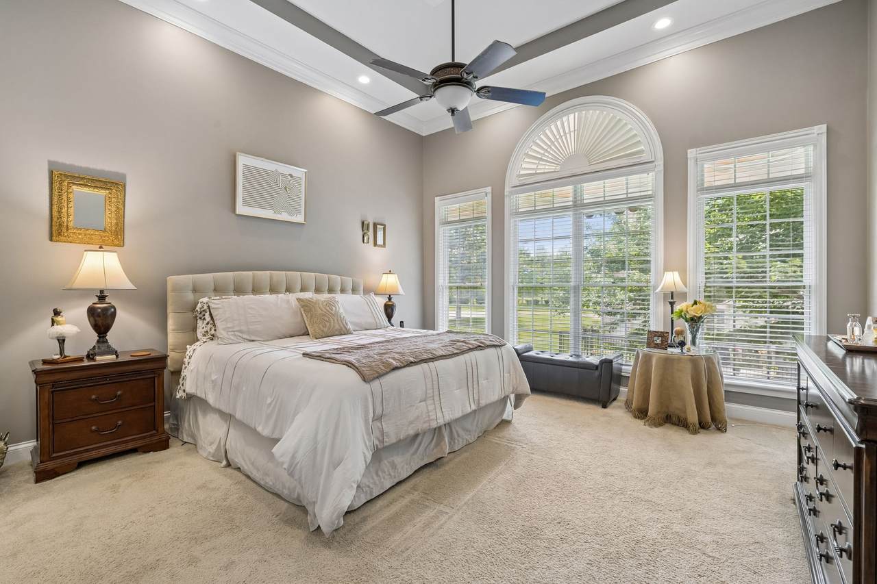 114 Hunt Crest Ct - Photo 1