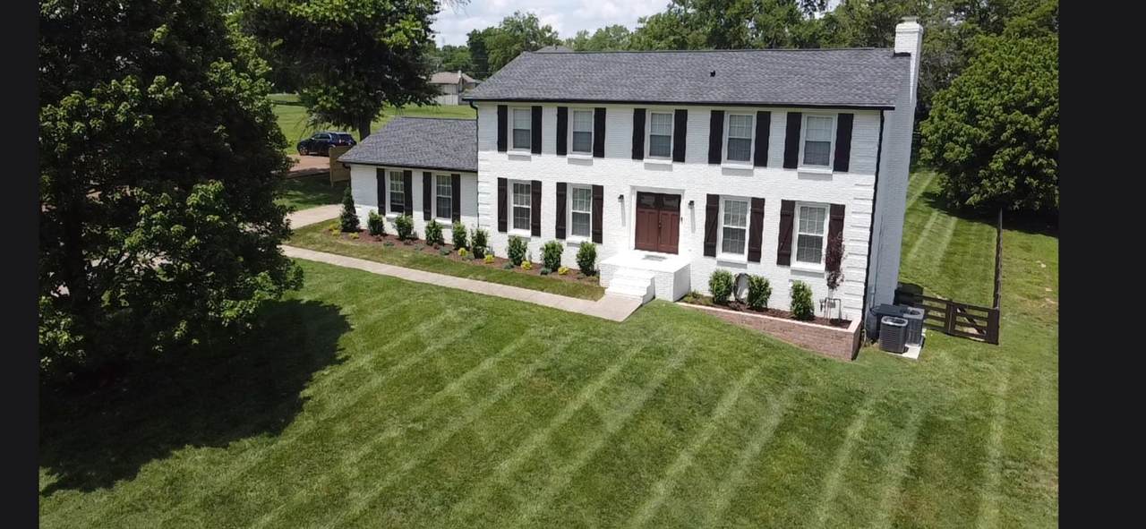 676 Northridge Dr - Photo 1