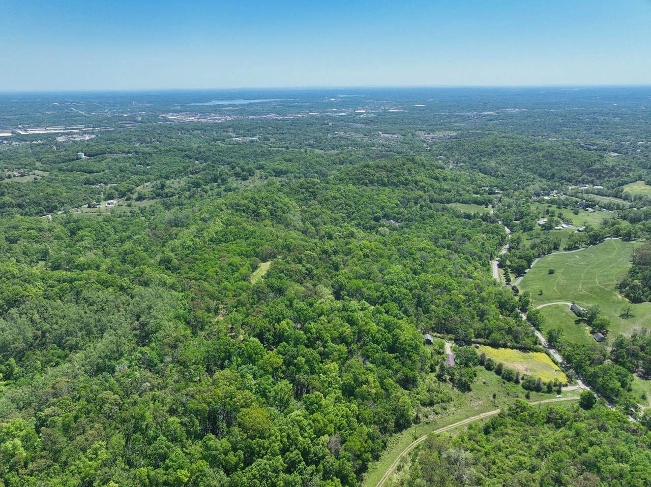 https://bt-photos.global.ssl.fastly.net/nashville/1280_boomver_1_RTC3233868-1.jpg