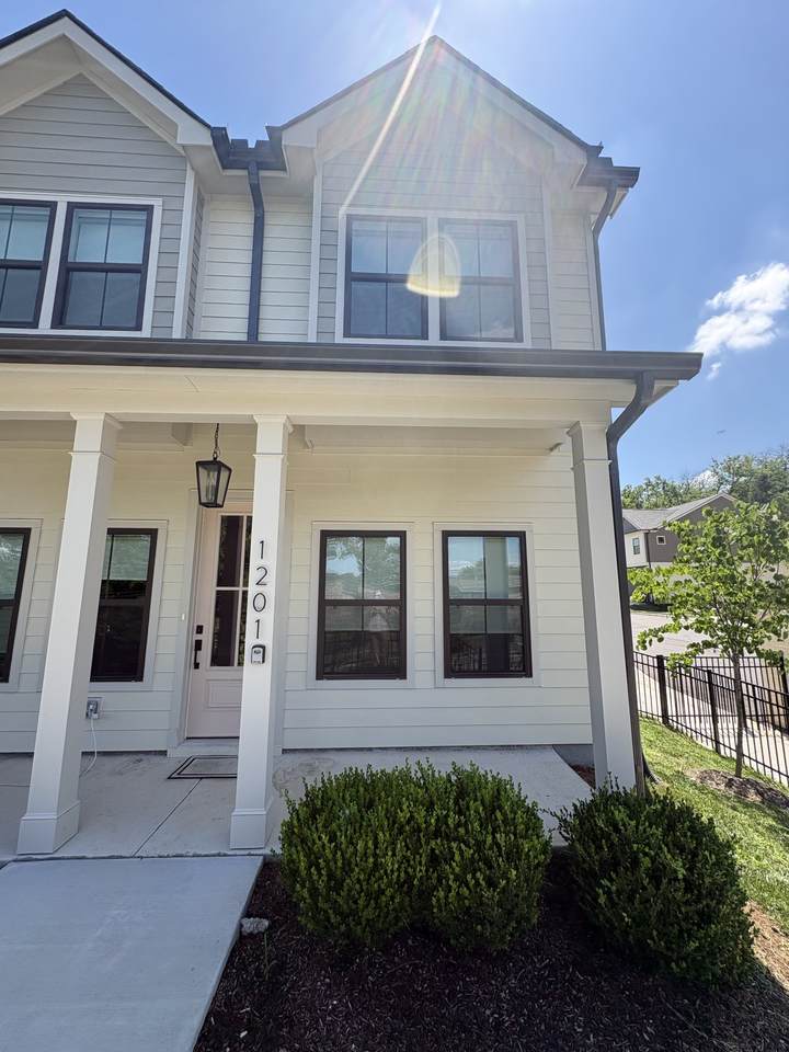 1201 Valerie Ln - Photo 1