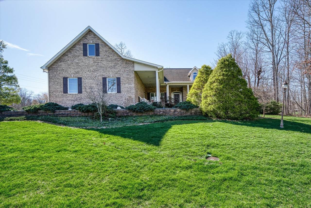 141 Mountain View Dr - Photo 1