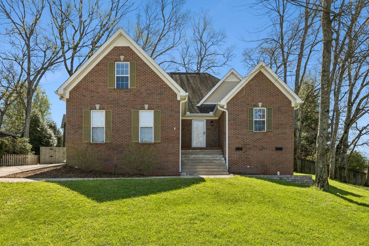 1615 Pacer Ct - Photo 1