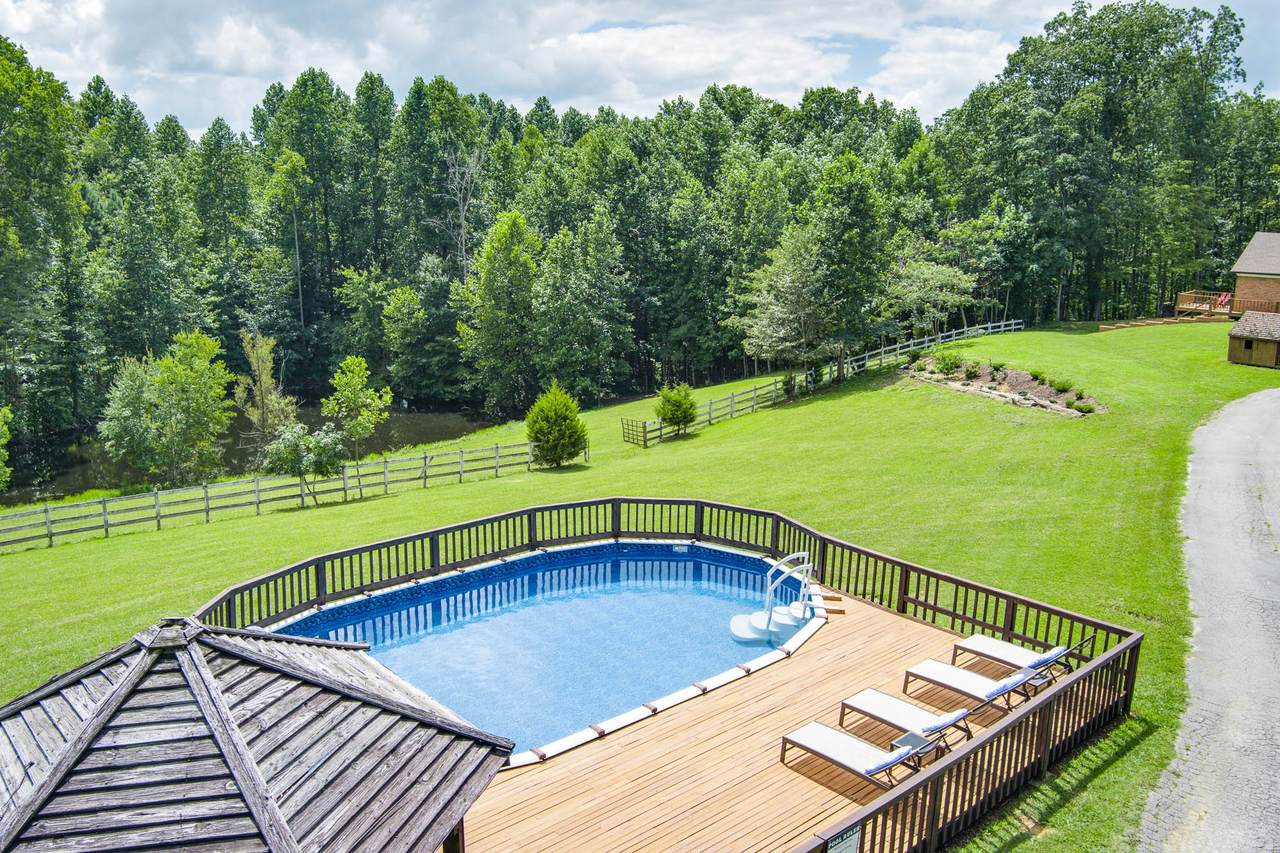 6045 Green Road - Photo 1