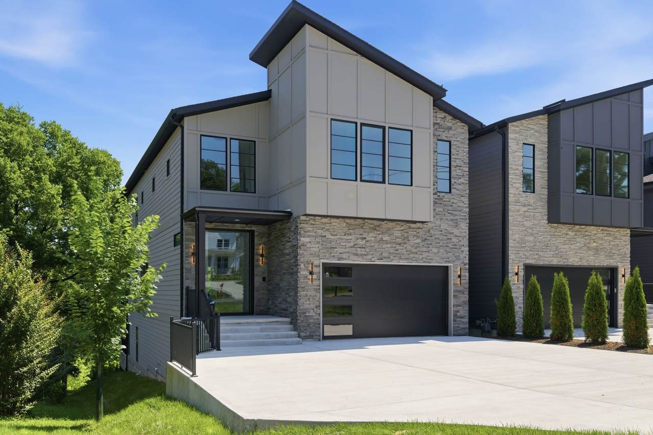 2505 Barclay Dr - Photo 1