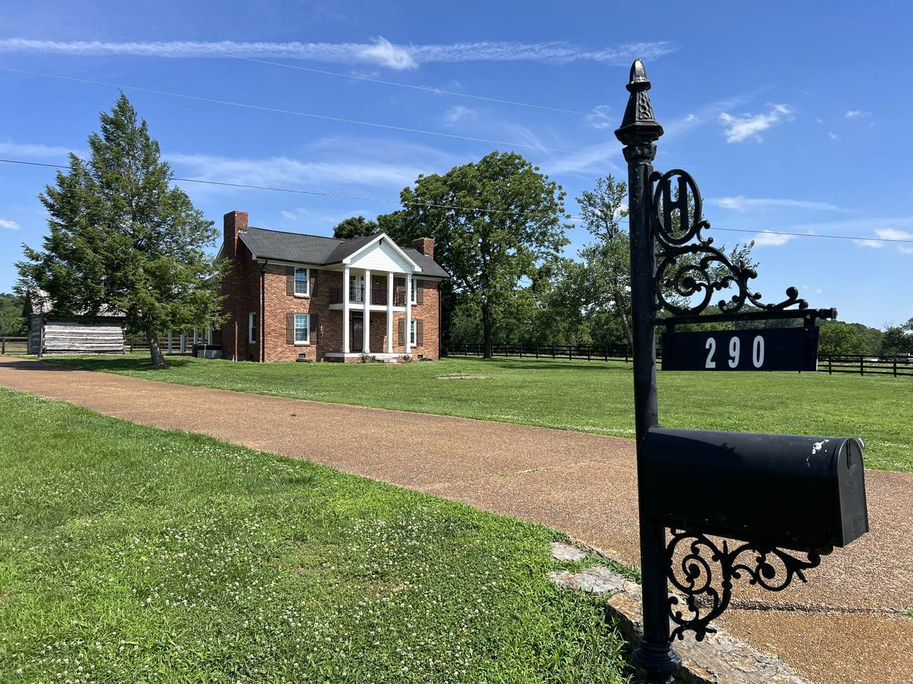 https://bt-photos.global.ssl.fastly.net/nashville/1280_boomver_1_RTC3239777-1.jpg