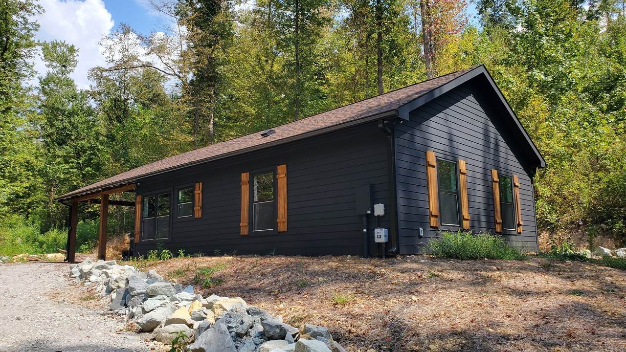 570 Beasley Hollow Rd - Photo 1