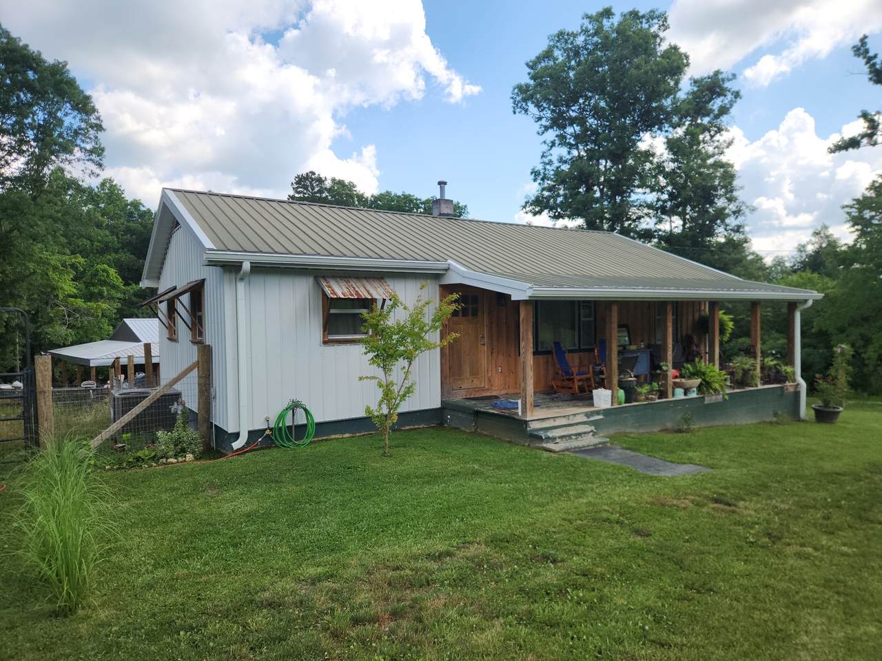 2888 Nashville Hwy - Photo 1