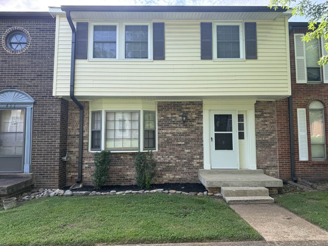 450 Huntington Ridge Dr - Photo 1