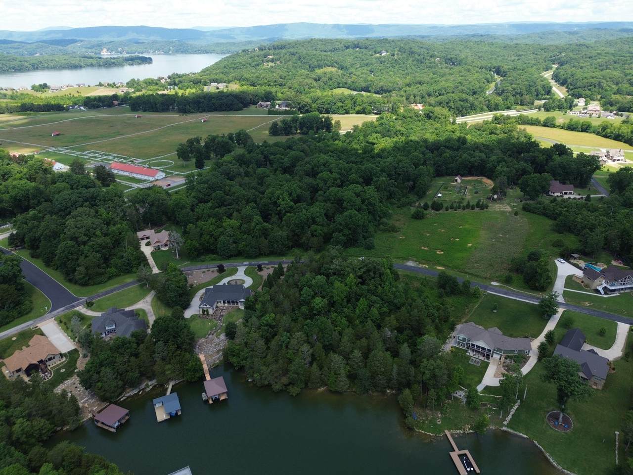 https://bt-photos.global.ssl.fastly.net/nashville/1280_boomver_1_RTC3242842-1.jpg