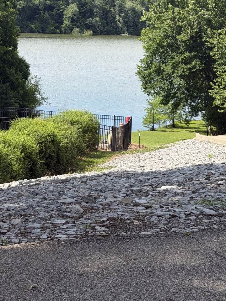 https://bt-photos.global.ssl.fastly.net/nashville/1280_boomver_1_RTC3243050-1.jpg