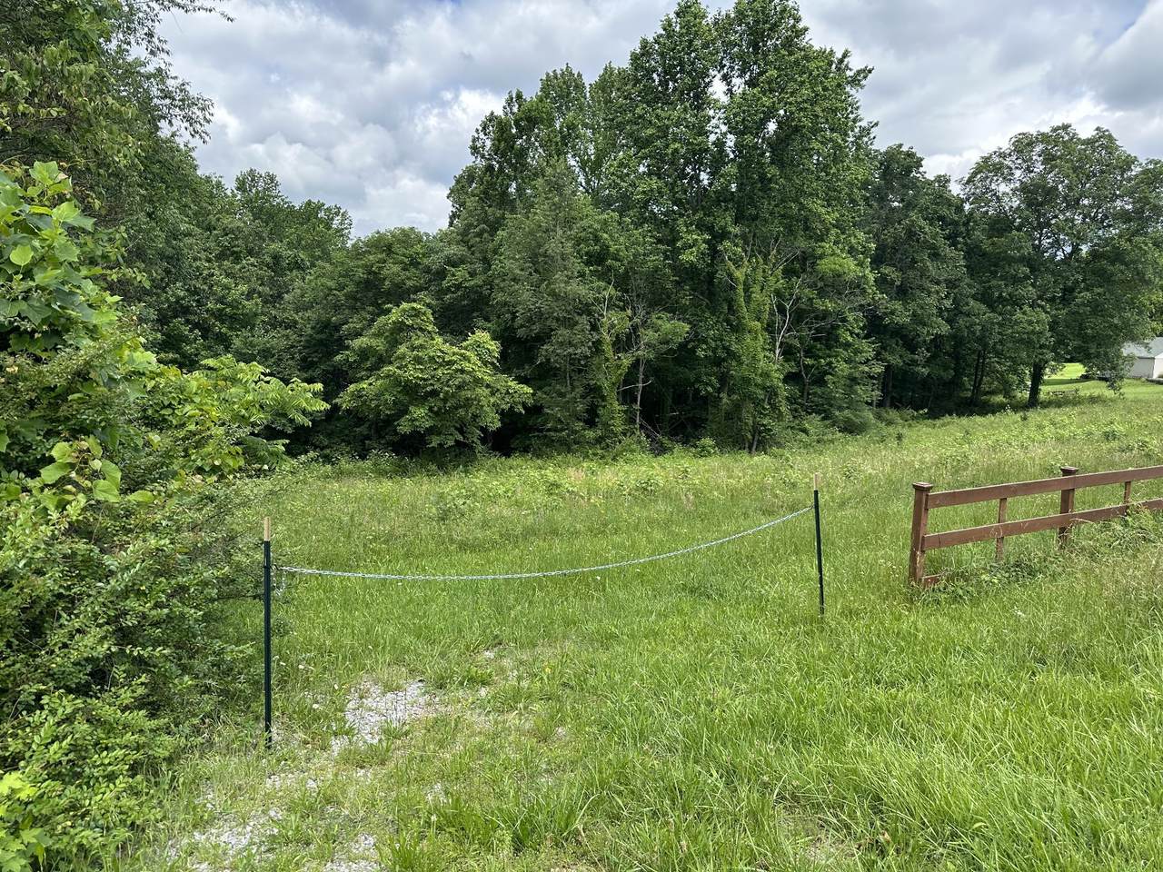 2812 Union Hill Rd - Photo 1