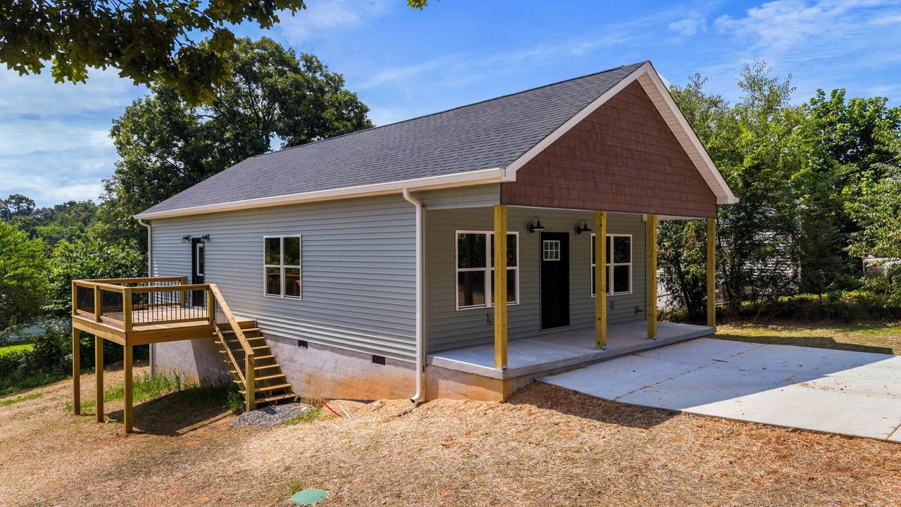 480 Parker Drive - Photo 1