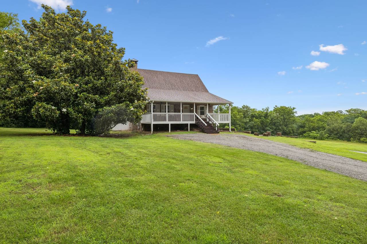 2758 Standing Oak Dr - Photo 1