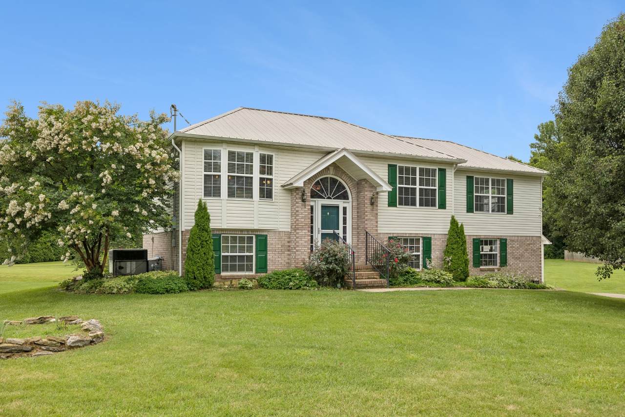 2501 Golden Pond Ln - Photo 1