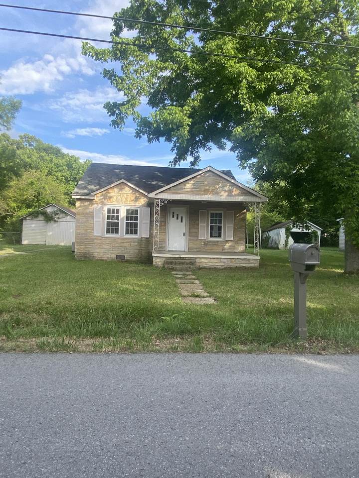 504 General St - Photo 1