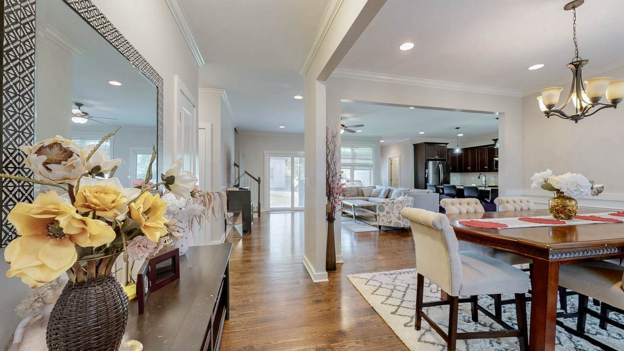 https://bt-photos.global.ssl.fastly.net/nashville/1280_boomver_1_RTC3243409-1.jpg