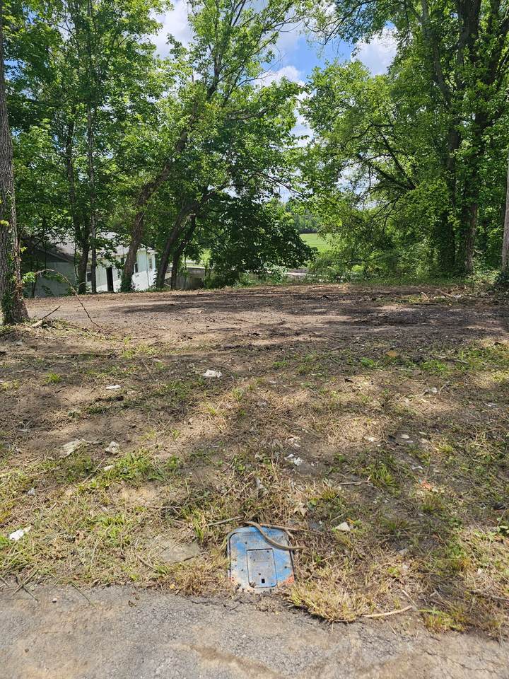 https://bt-photos.global.ssl.fastly.net/nashville/1280_boomver_1_RTC3243419-1.jpg