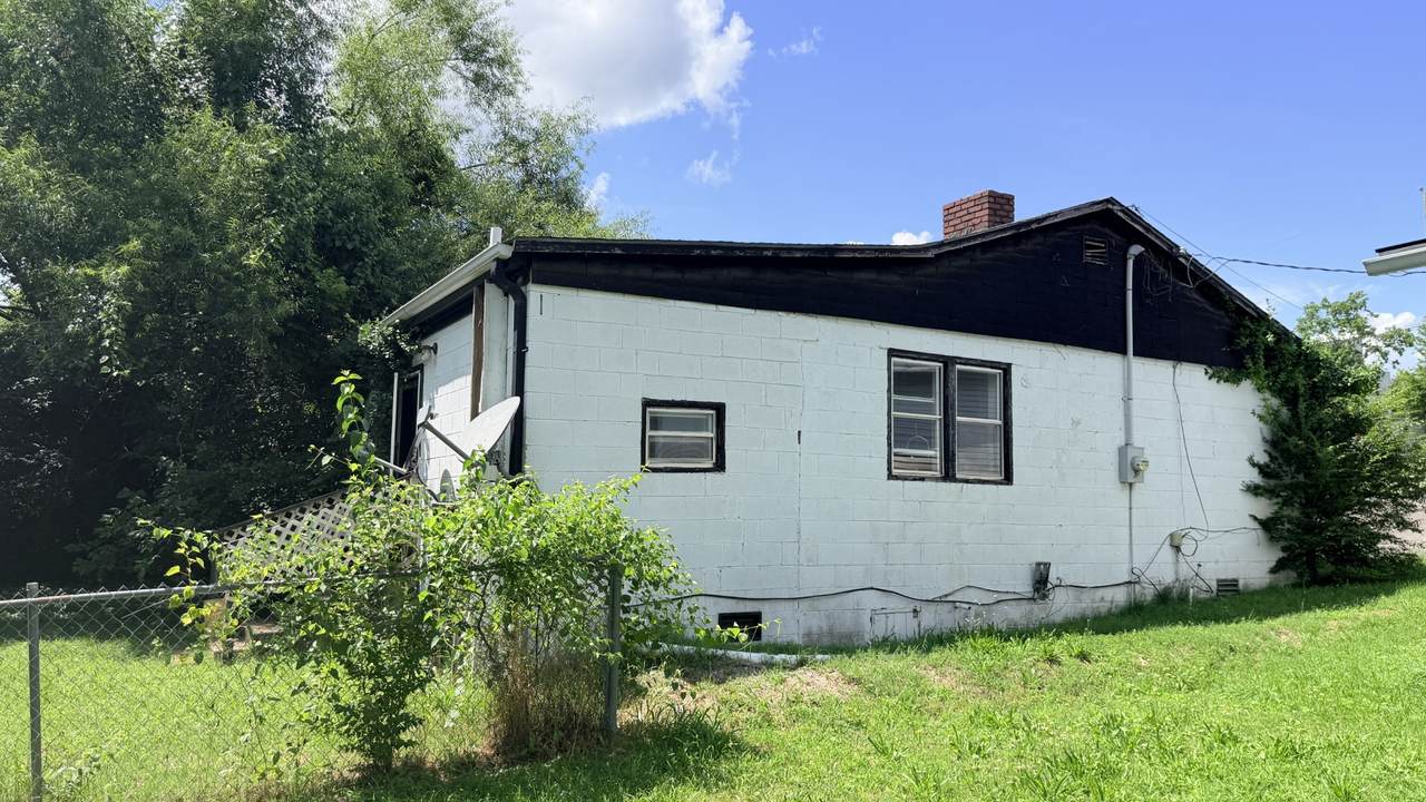 https://bt-photos.global.ssl.fastly.net/nashville/1280_boomver_1_RTC3243491-1.jpg