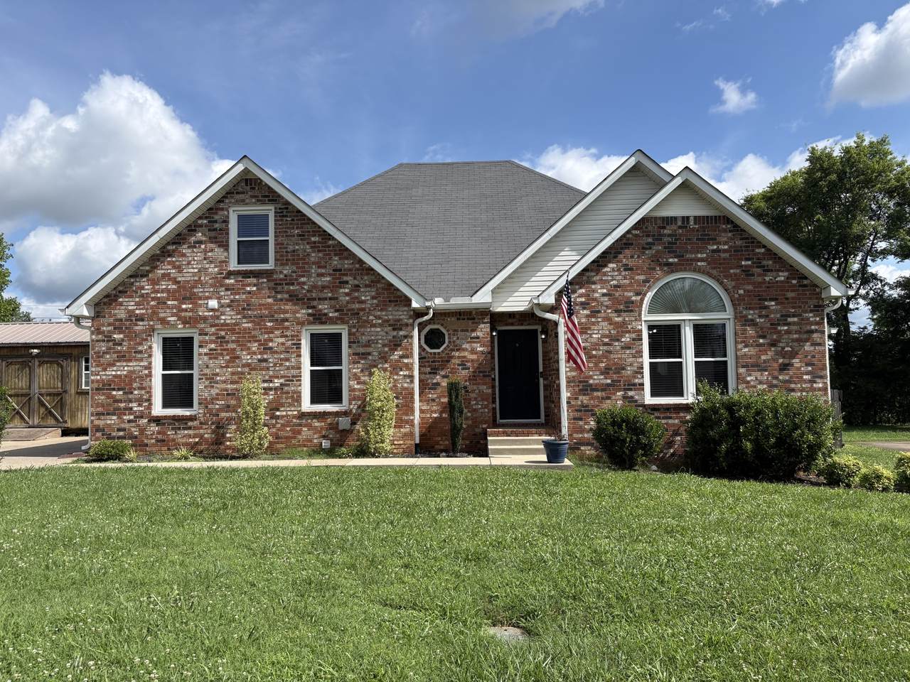 1822 Pennington Dr - Photo 1