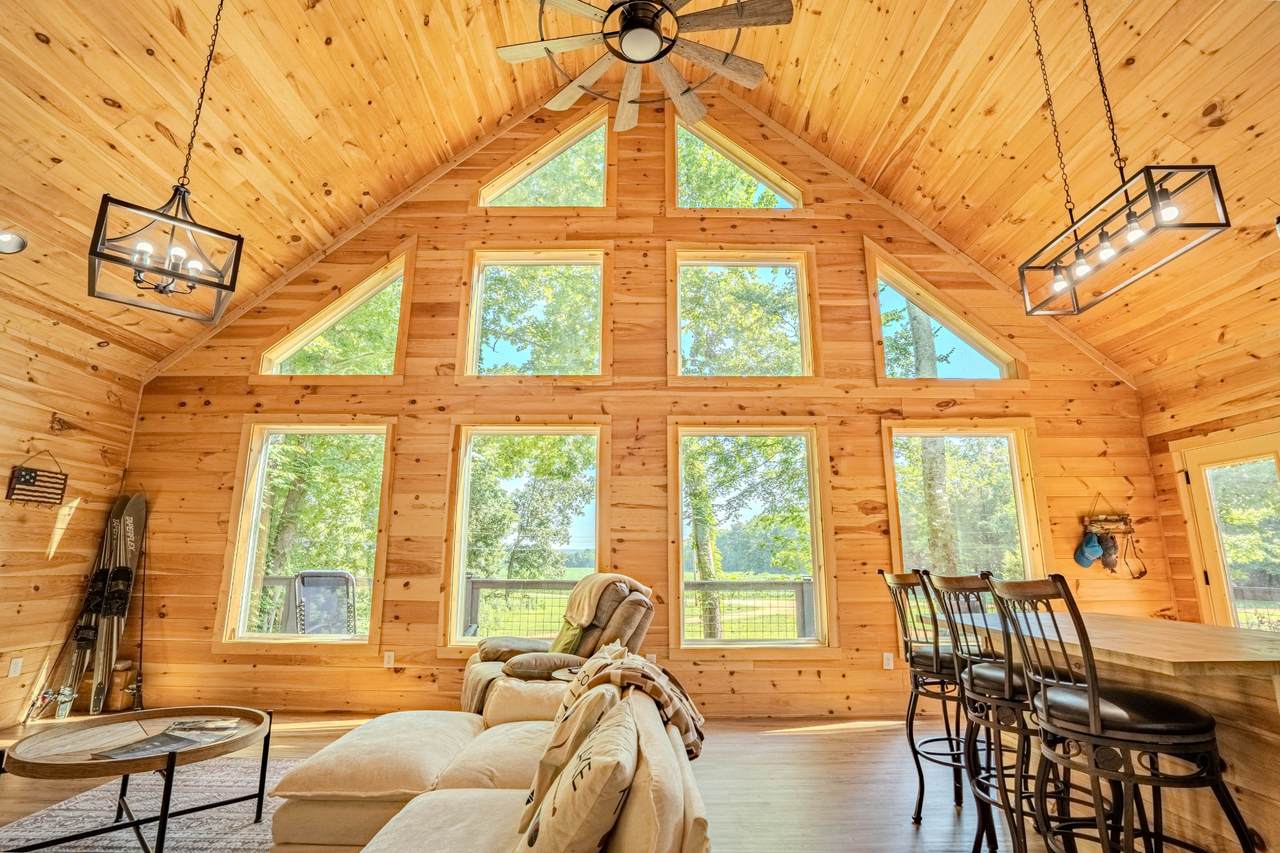 https://bt-photos.global.ssl.fastly.net/nashville/1280_boomver_1_RTC3243529-1.jpg