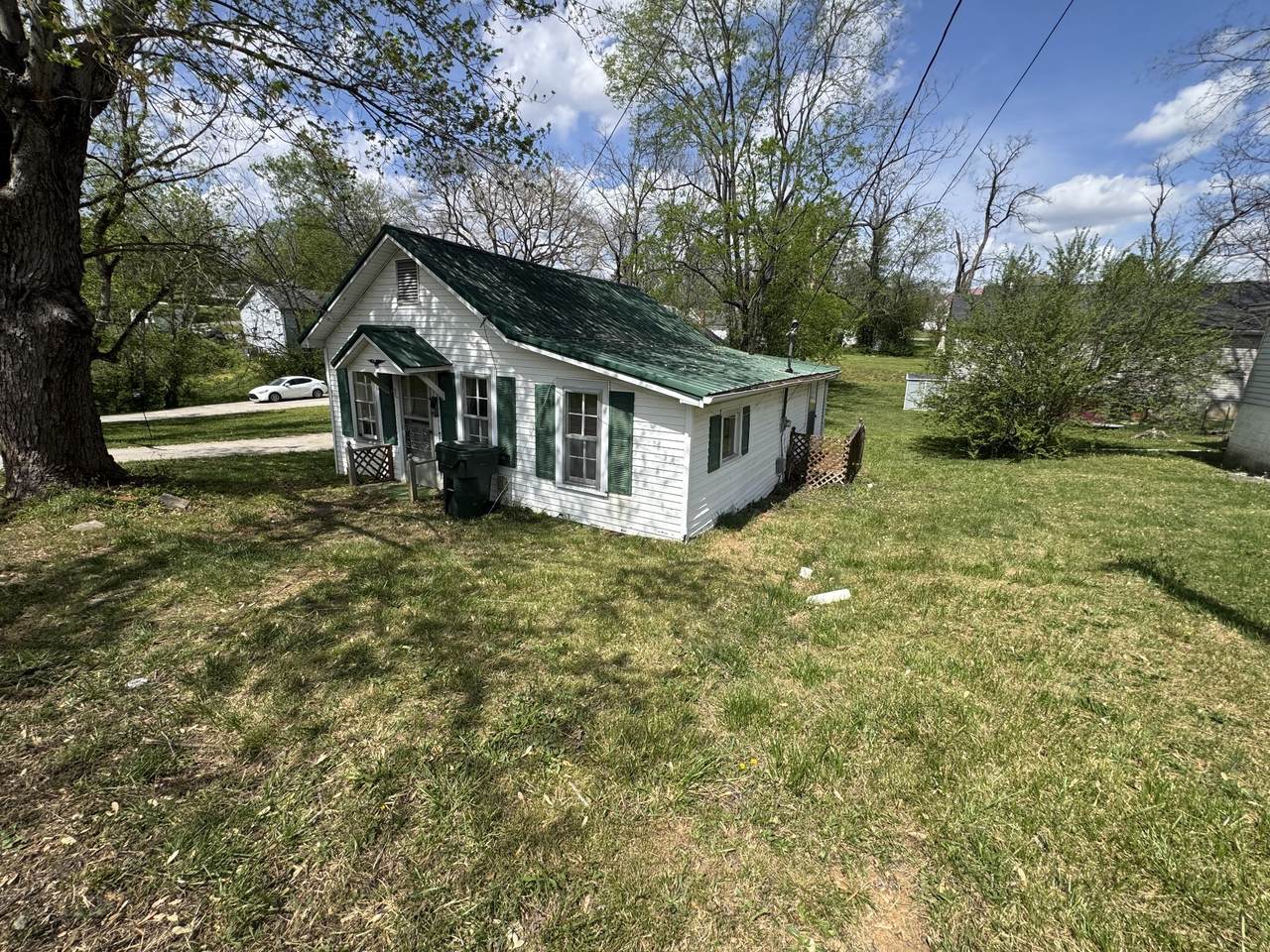 https://bt-photos.global.ssl.fastly.net/nashville/1280_boomver_1_RTC3243690-1.jpg