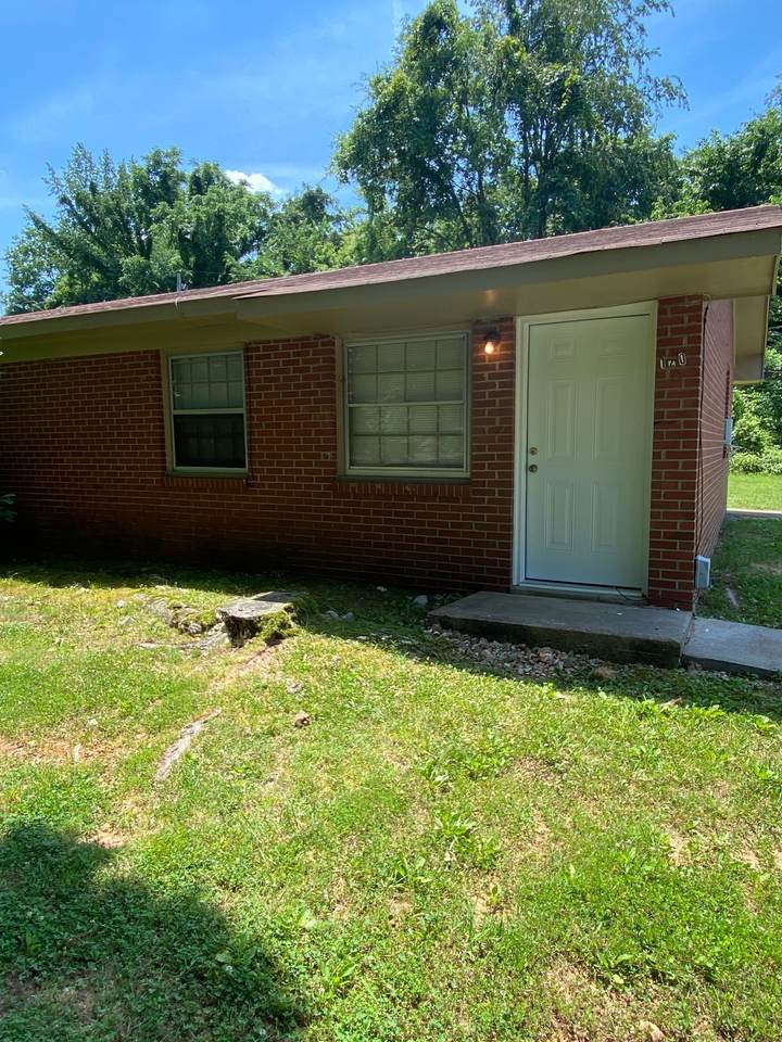 120 Hadley Dr - Photo 1