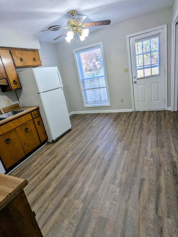 https://bt-photos.global.ssl.fastly.net/nashville/1280_boomver_1_RTC3243756-1.jpg