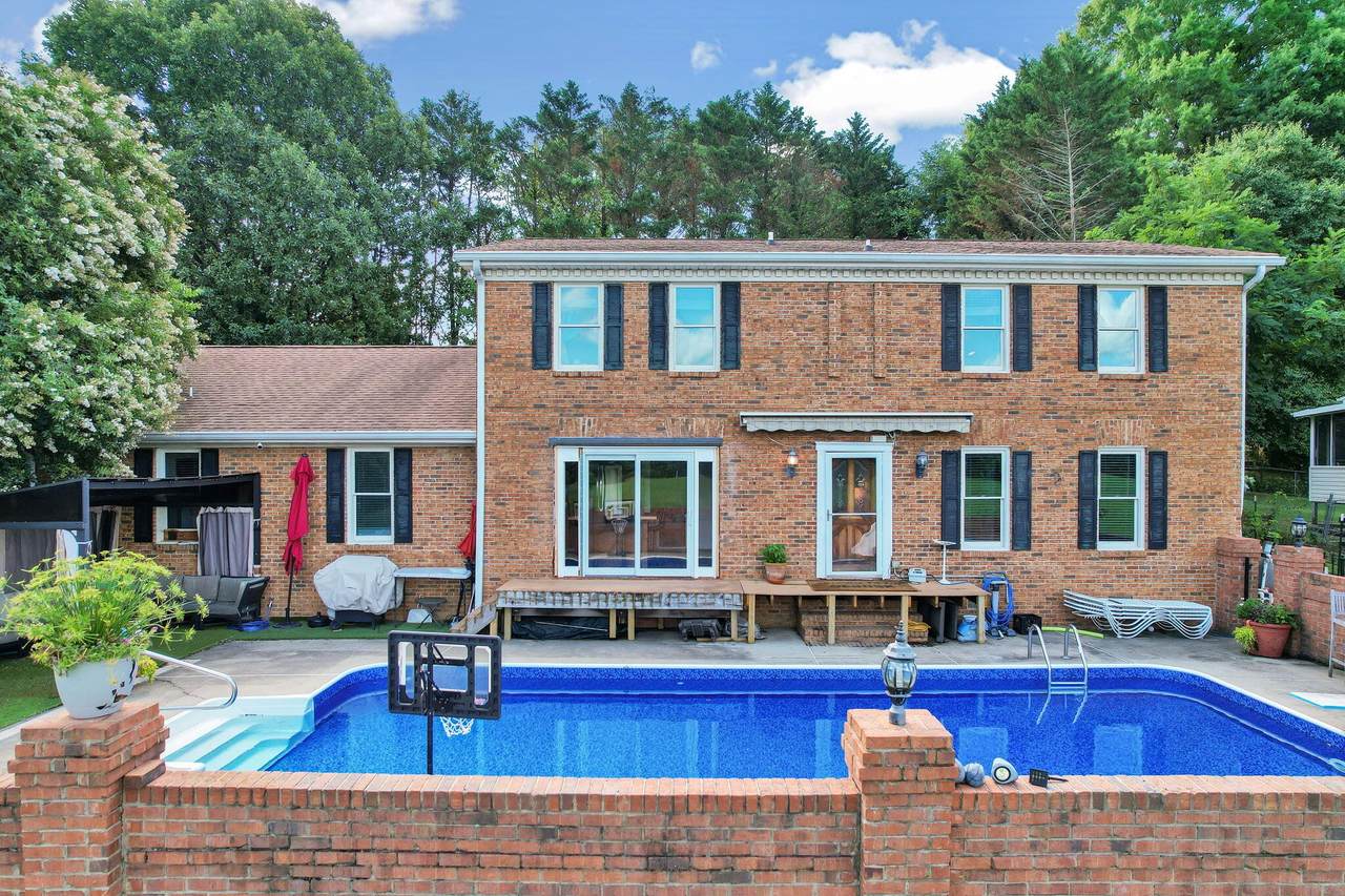 2818 Harris Circle - Photo 1