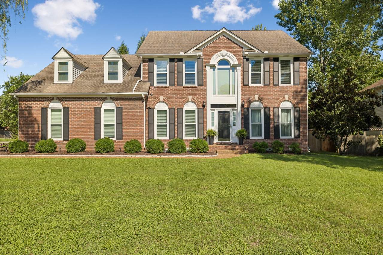 301 Mill Run Cir - Photo 1