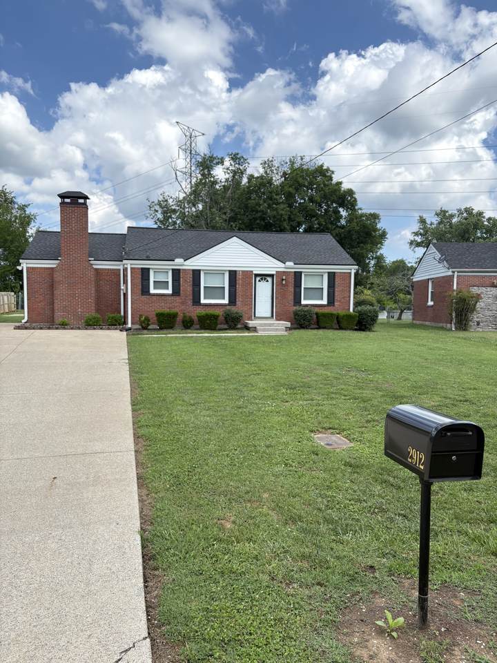 2912 Leatherwood Dr - Photo 1