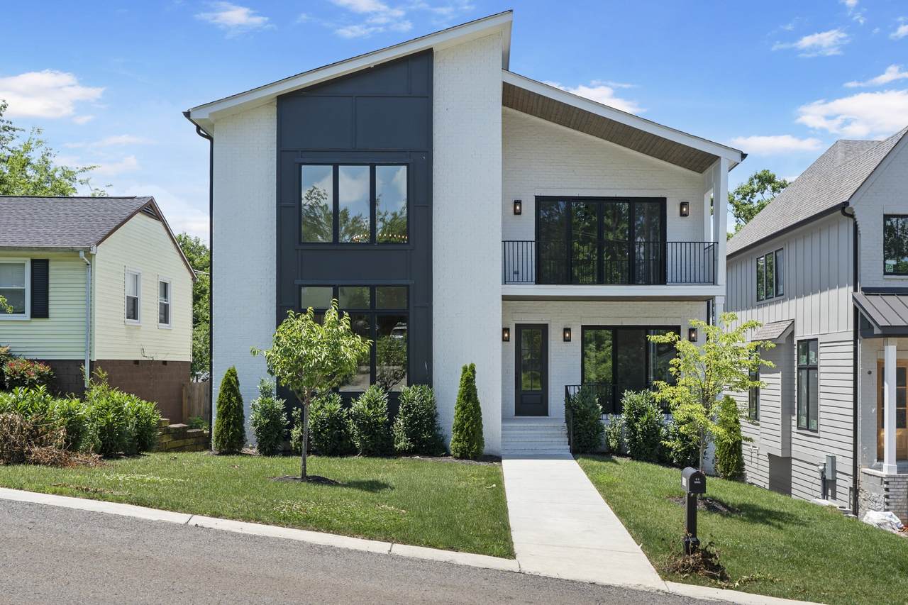 341 Chamberlin St - Photo 1