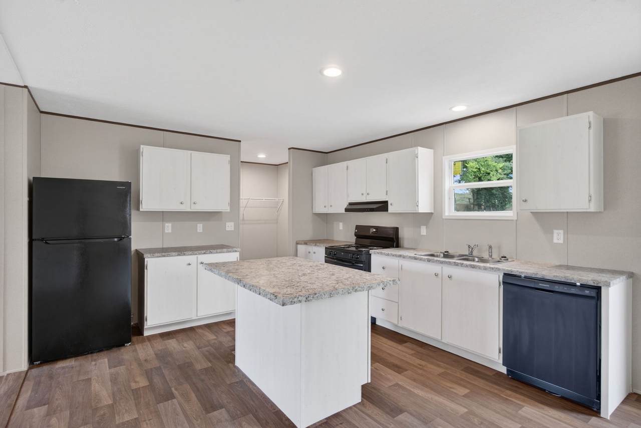 https://bt-photos.global.ssl.fastly.net/nashville/1280_boomver_1_RTC3244115-1.jpg