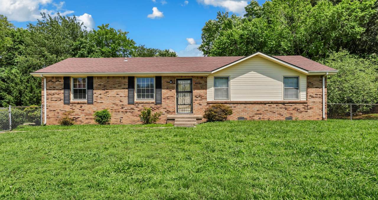 2706 Dove Ct - Photo 1