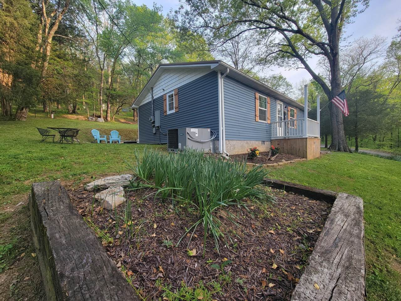 https://bt-photos.global.ssl.fastly.net/nashville/1280_boomver_1_RTC3244528-1.jpg