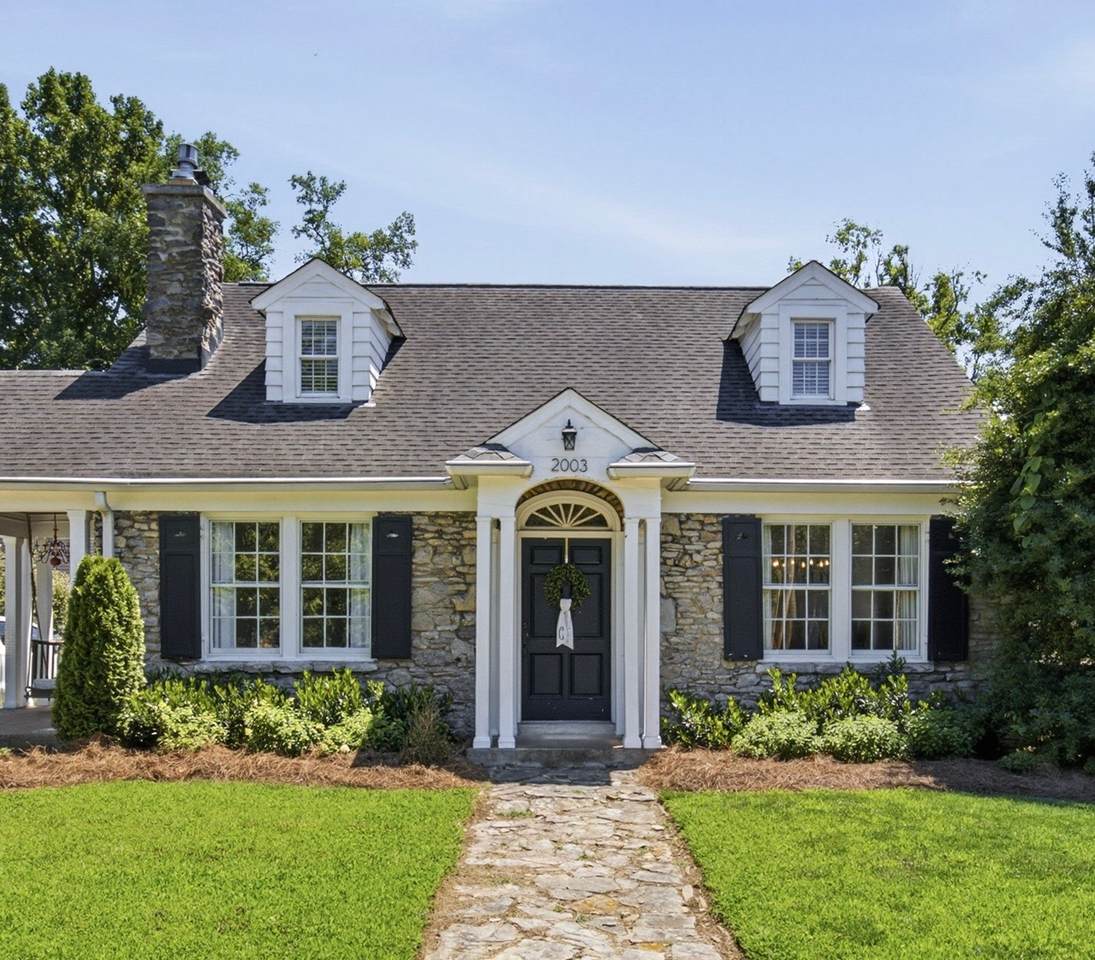 2003 Sweetbriar Ave - Photo 1