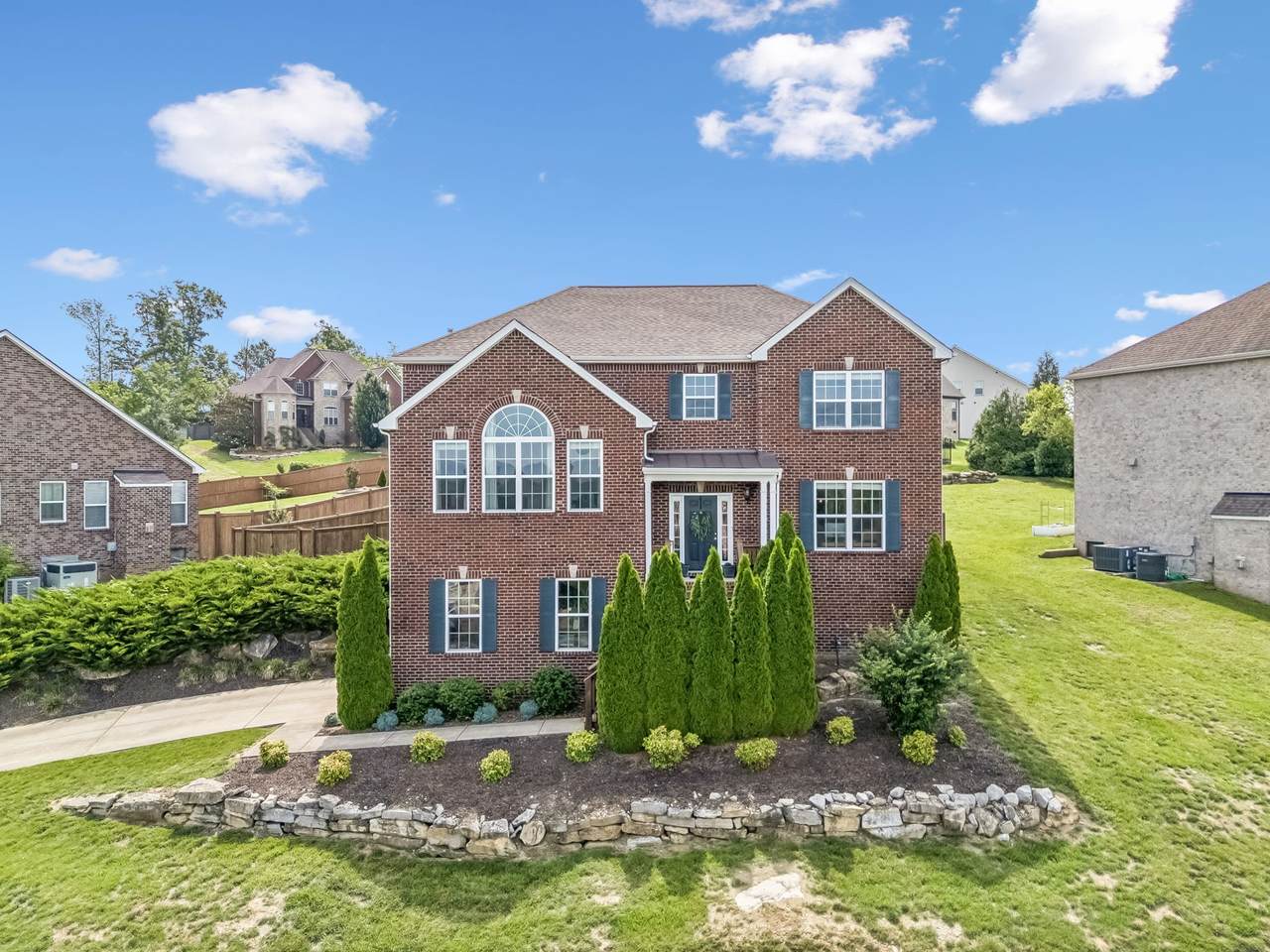 118 Manor Way - Photo 1