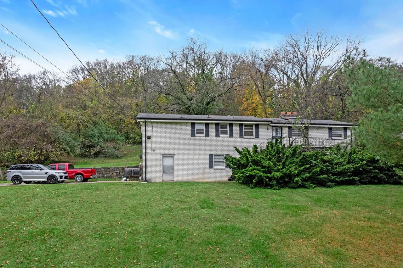 4081 Fairmeade Dr - Photo 1