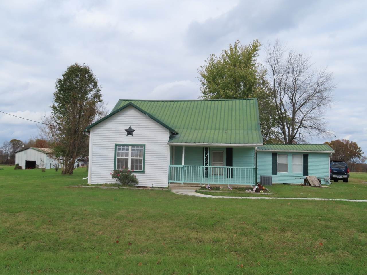 https://bt-photos.global.ssl.fastly.net/nashville/1280_boomver_1_RTC3244871-1.jpg