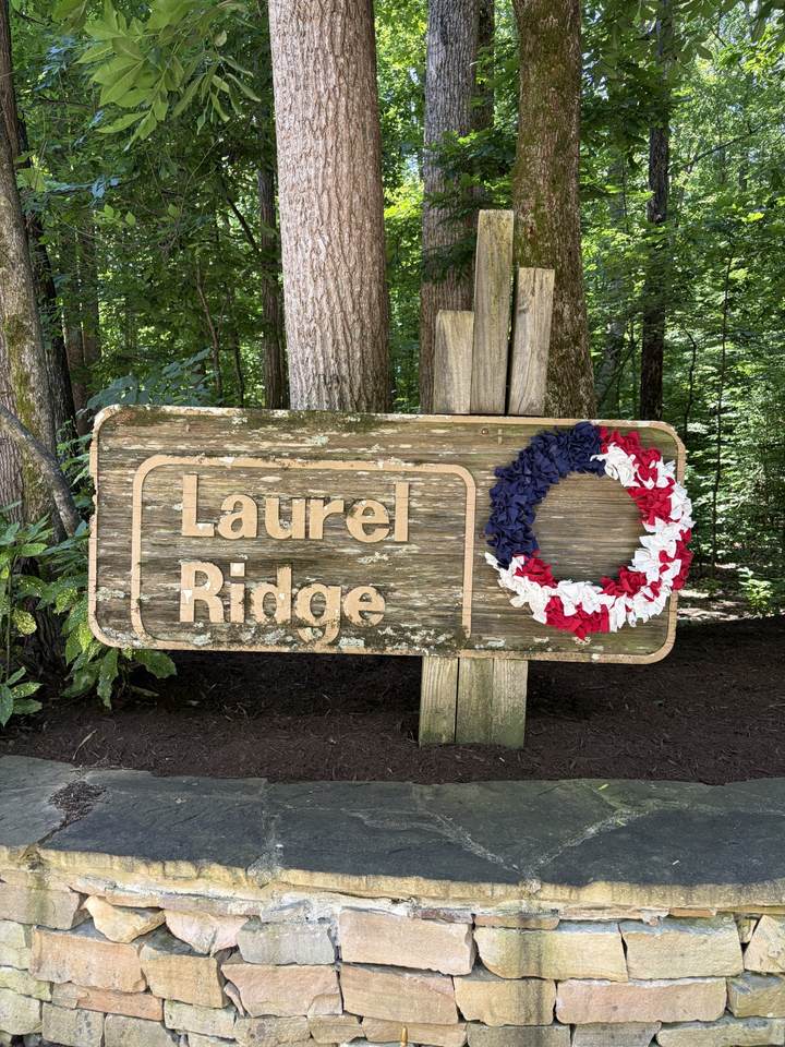 505 Maple Ave - Photo 1