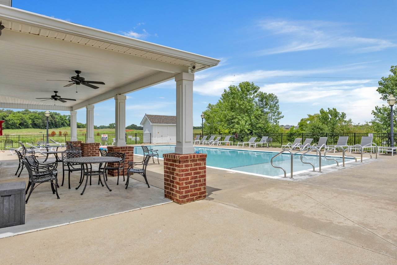 https://bt-photos.global.ssl.fastly.net/nashville/1280_boomver_1_RTC3245157-1.jpg