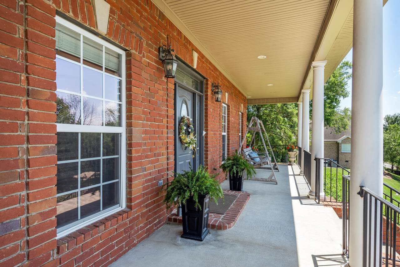 https://bt-photos.global.ssl.fastly.net/nashville/1280_boomver_1_RTC3245282-1.jpg