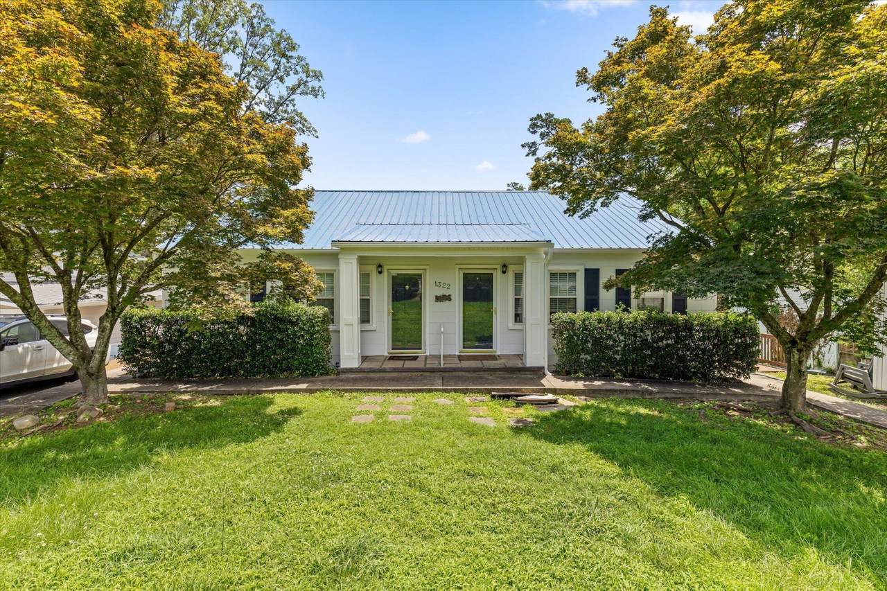 1322 Dallas Road - Photo 1