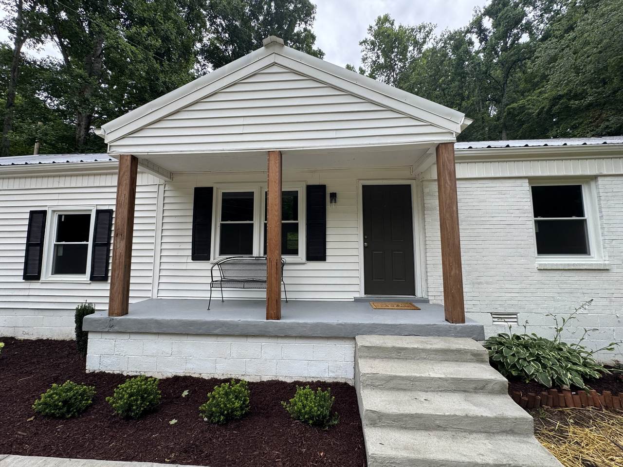 https://bt-photos.global.ssl.fastly.net/nashville/1280_boomver_1_RTC3245436-1.jpg