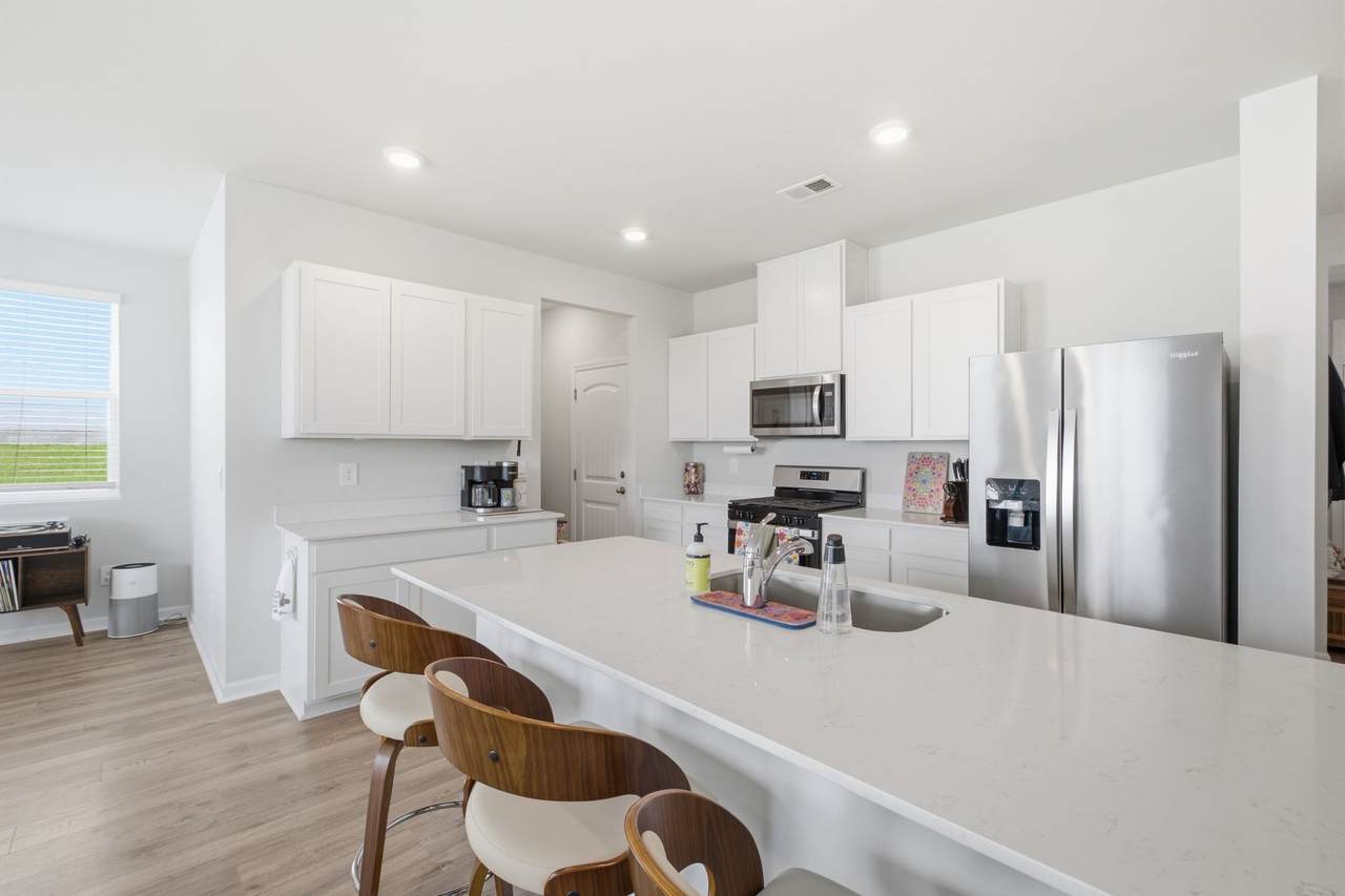 https://bt-photos.global.ssl.fastly.net/nashville/1280_boomver_1_RTC3245441-1.jpg