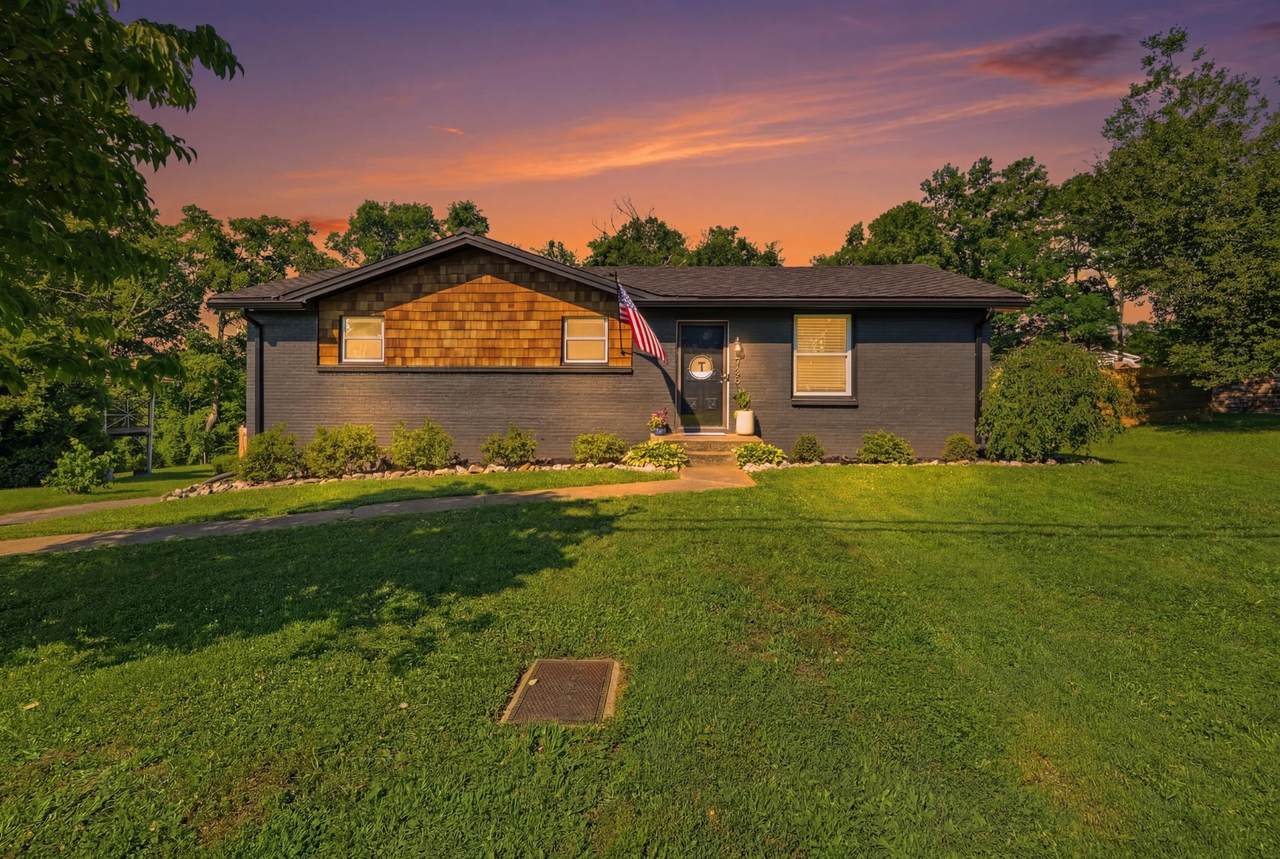 4784 Cascade Dr - Photo 1
