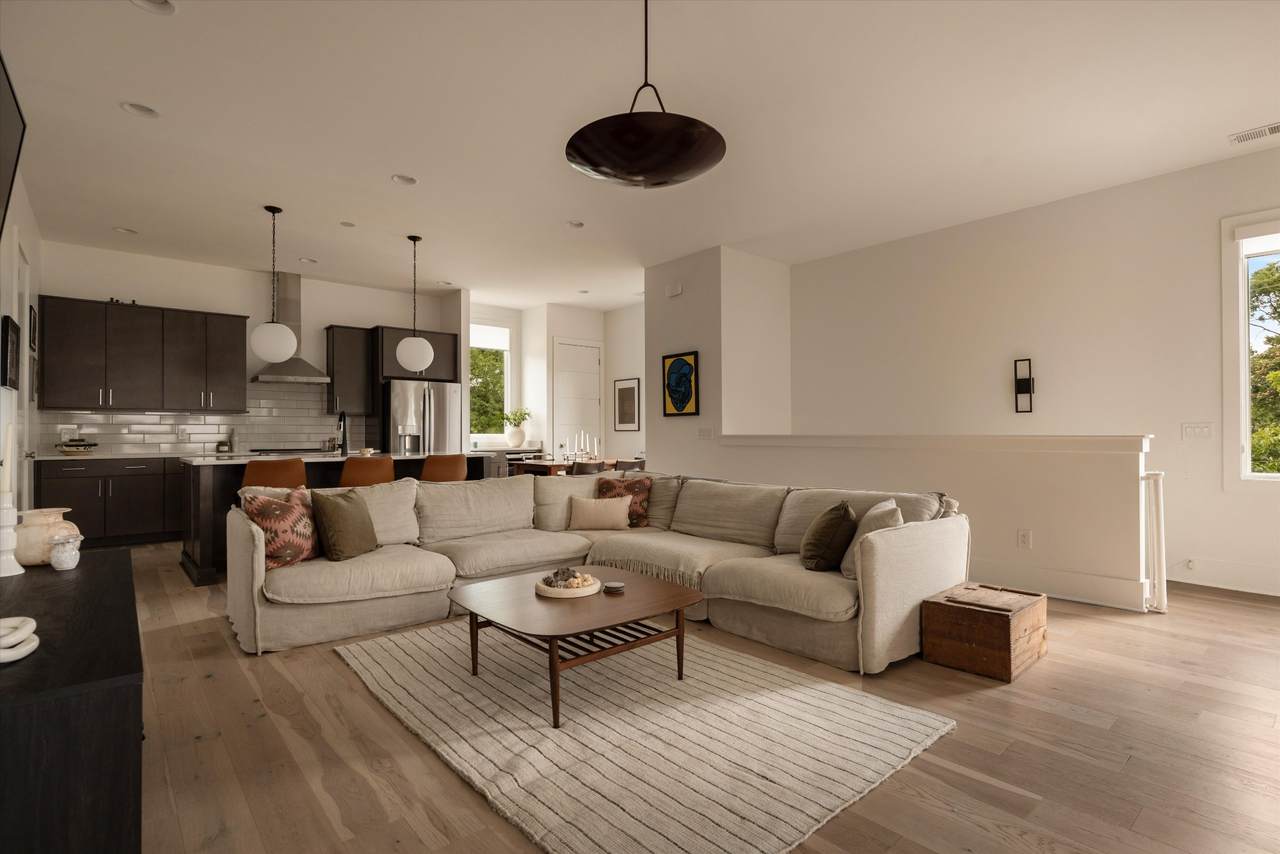 1242 2nd Ave - Photo 1