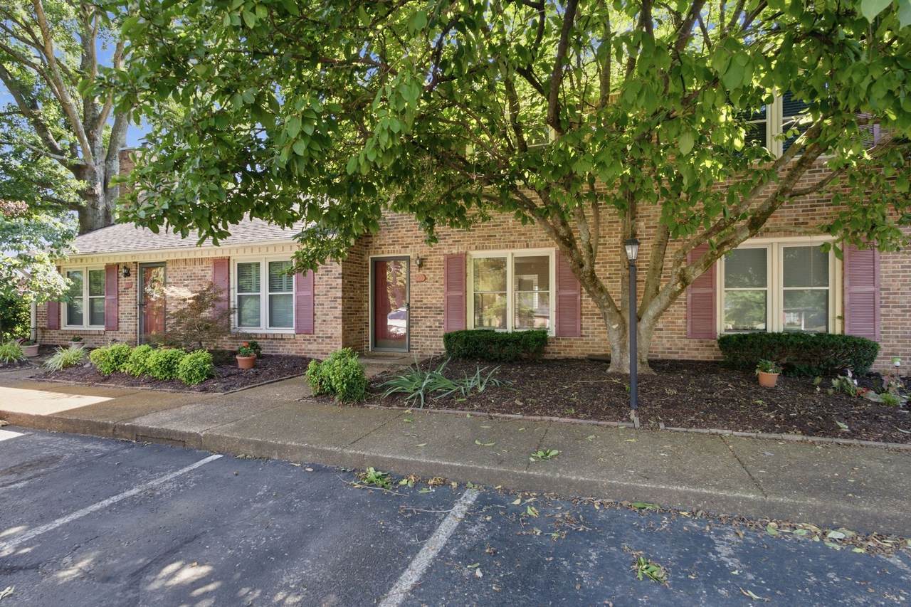 https://bt-photos.global.ssl.fastly.net/nashville/1280_boomver_1_RTC3245516-1.jpg