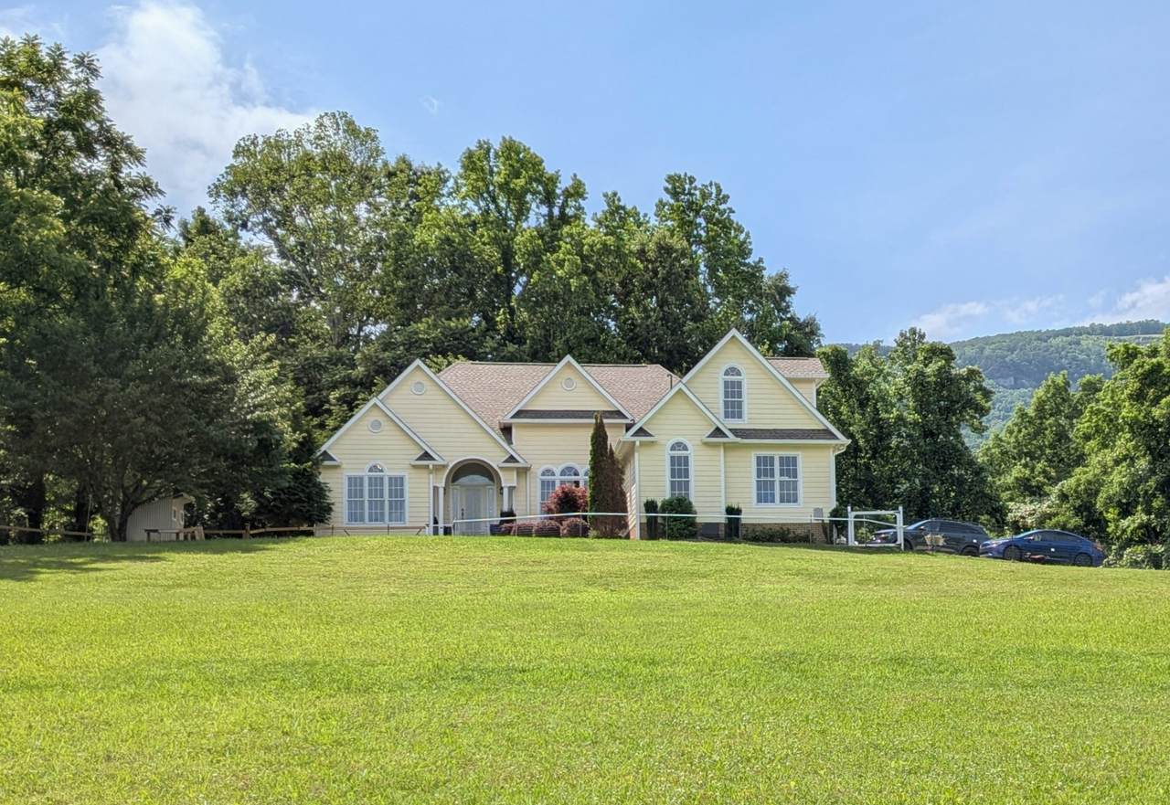 221 Jason Patrick Dr - Photo 1